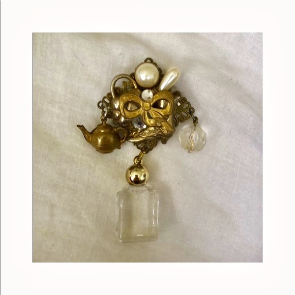 Vintage Handmade Collage Brooch - Picture 2 of 7